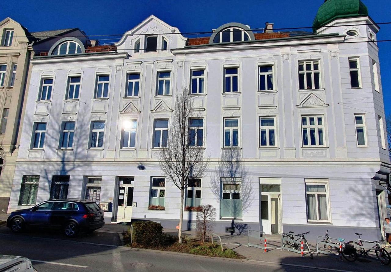 Mezzanine De Grinzing Lägenhet Wien Exteriör bild